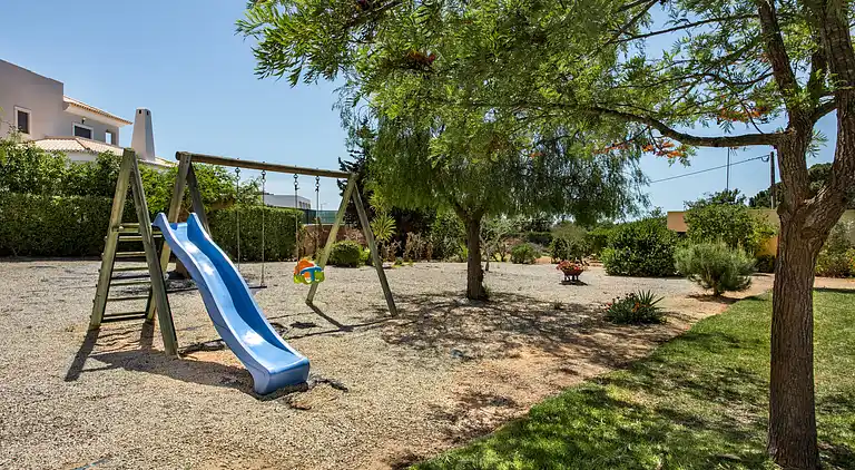 Sonnige Villa mit Zugang zum Pool - Entspannter Urlaub