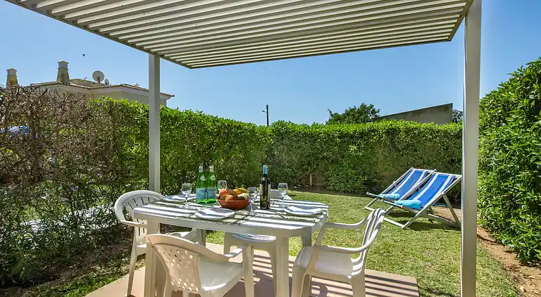 Sonnige Villa mit Zugang zum Pool - Entspannter Urlaub