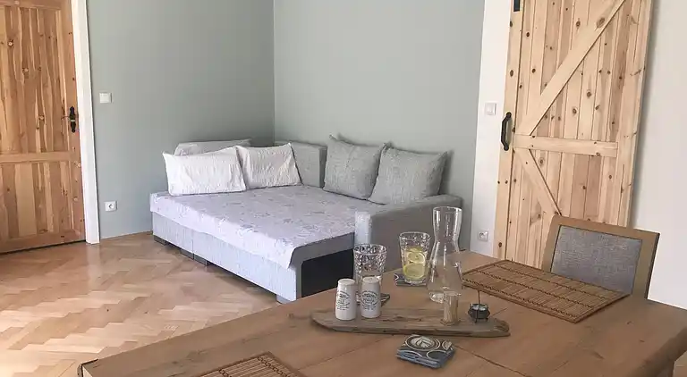 Schöne und frisch renovierte Wohnung in Prag 10