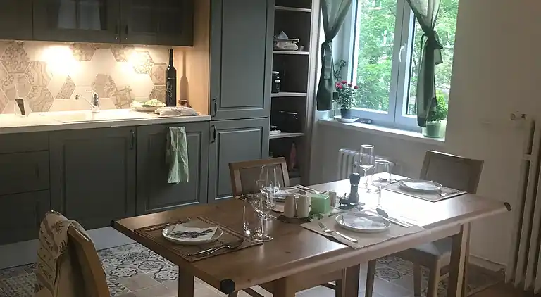 Schöne und frisch renovierte Wohnung in Prag 10