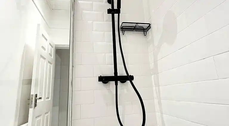 Komplette Ferienwohnung im Erdgeschoss - Selbst-Check-in und