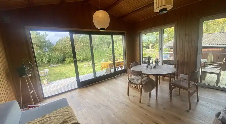 Dejligt romantisk fristed tæt ved en smuk strand