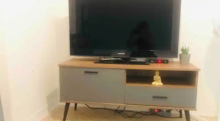 Athens Apartment 1-min Walk to Metro