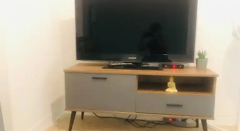 Athens Apartment 1-min Walk to Metro