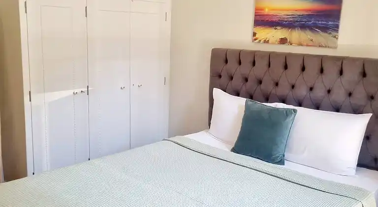 Athens Apartment 1-min Walk to Metro