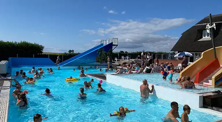 Exklusives Ferienhaus aus 2024 nahe dem Strand