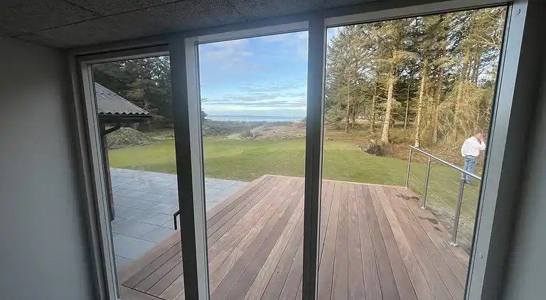 1. række totalrenoveret ejendom ved Limfjorden