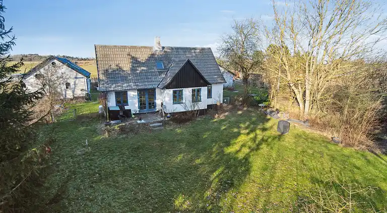 Dejligt sommerhus nær Gudhjem