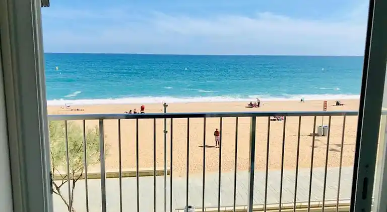 Investingspain Studio beach paradise vista mare frontale