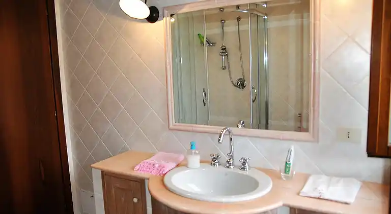 Villa Il Casolare Landhaus mit Schwimmbad auf dem Hügel von