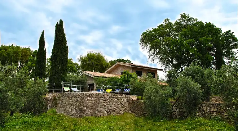 Villa Il Casolare Landhaus mit Schwimmbad auf dem Hügel von