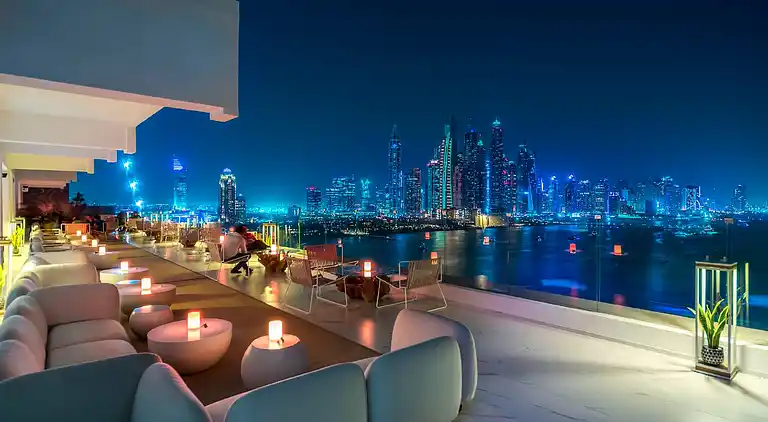 Opulentes Apartment mit 2 Schlafzimmern in Five Palm