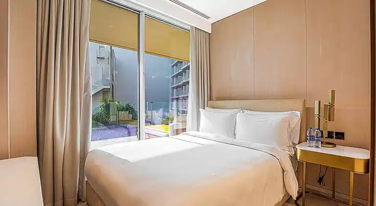 Opulentes Apartment mit 2 Schlafzimmern in Five Palm