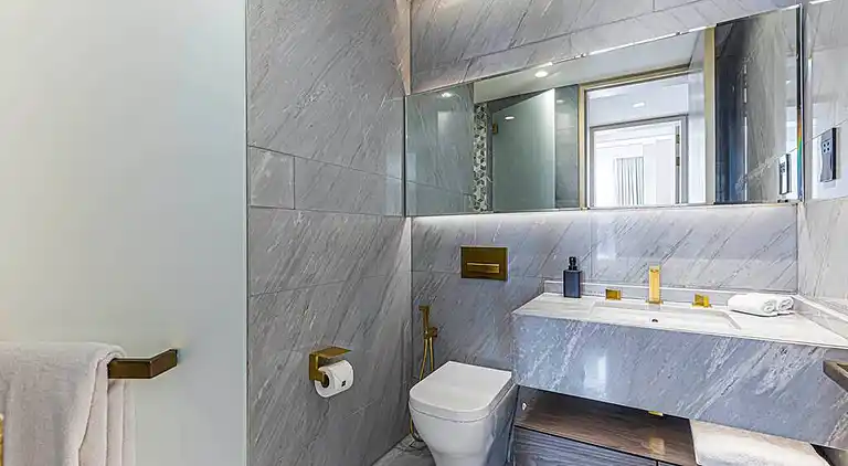 Opulentes Apartment mit 2 Schlafzimmern in Five Palm