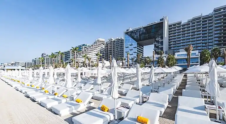 Opulentes Apartment mit 2 Schlafzimmern in Five Palm