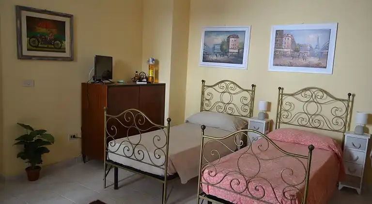 Erasippe en el pueblo de Moschetta