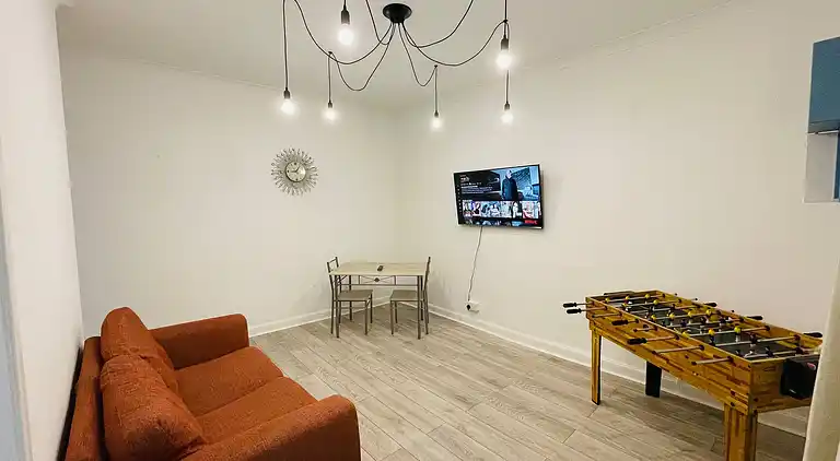 1 Schlafzimmer Pet Friendly Apt Wd Free Wifi, Parkplatz,