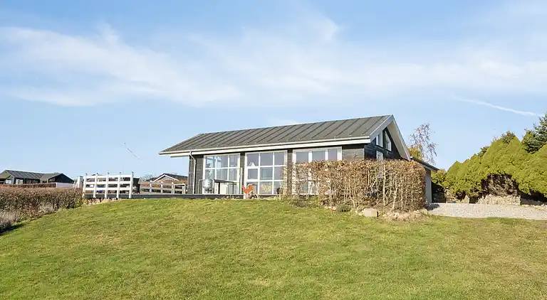 Schönes Ferienhaus mit Meerblick