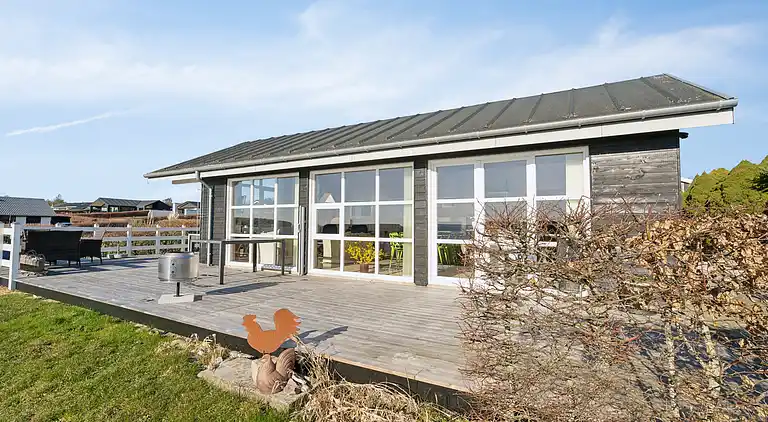 Schönes Ferienhaus mit Meerblick