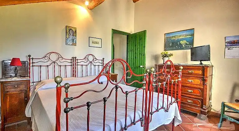 Villa 6 Personen Ostsizilien mit großem Garten zwischen Ätna