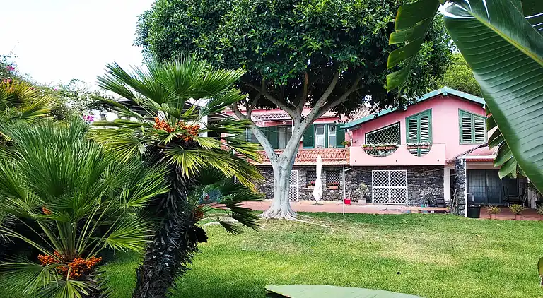 Villa 6 Personen Ostsizilien mit großem Garten zwischen Ätna