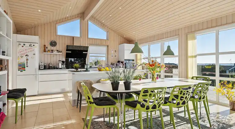 Schönes Ferienhaus mit Meerblick