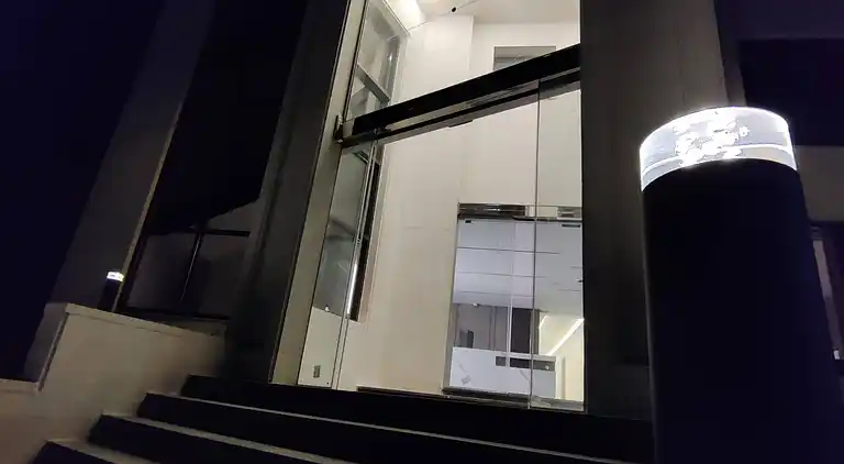 Luxuszimmer 44 m in der Nähe der Innenstadt und aller