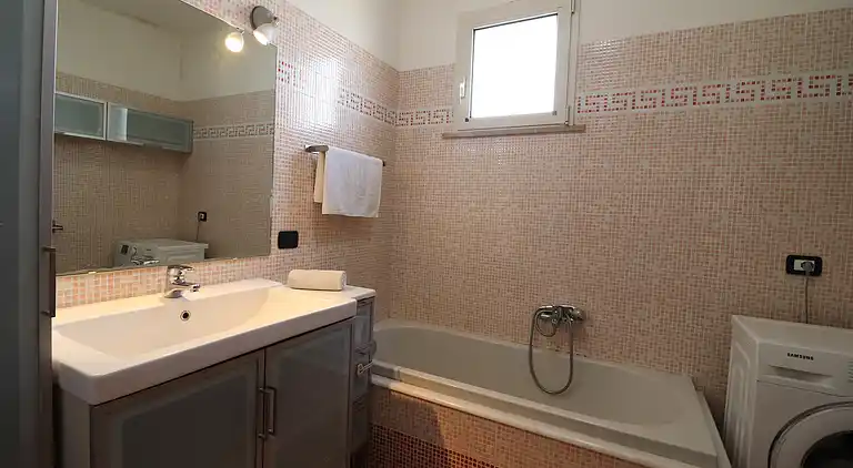 Casa Wanda – Geräumige Ferienwohnung mit Panoramaterrasse