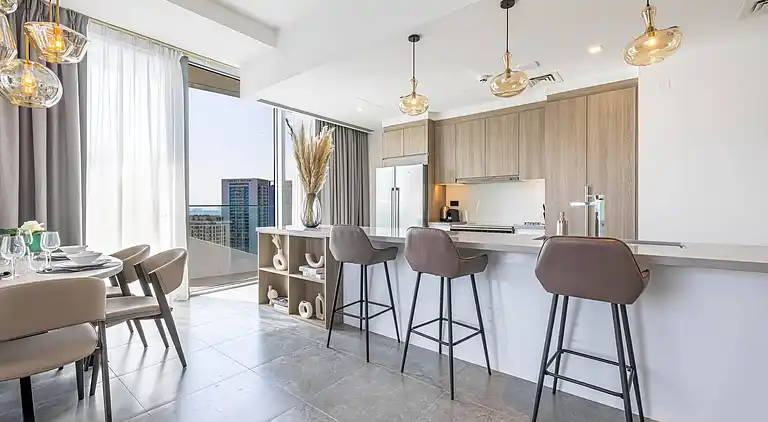 Tout neuf, Élégant 2br M, Vues imprenables sur la marina