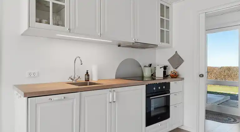 Nyrenoveret ferieperle tæt på strand og natur