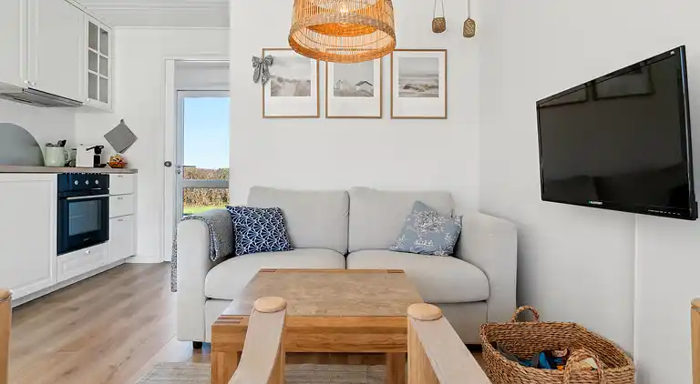 Nyrenoveret ferieperle tæt på strand og natur