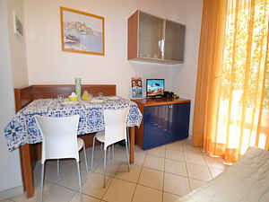 Colourful flat in the heart of Bibione