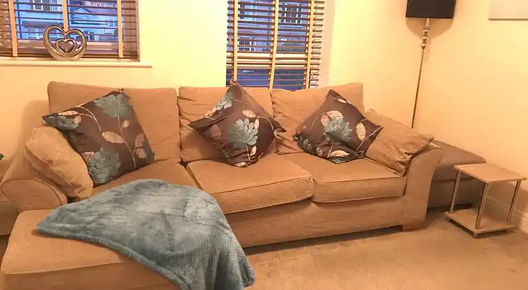 Eaton Ford Green Apartment