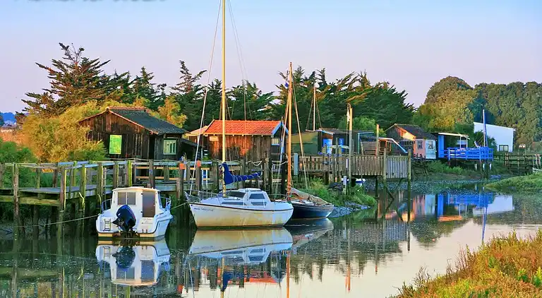 Gite Le Ptit Bleu Maison Totalement Indépendant
