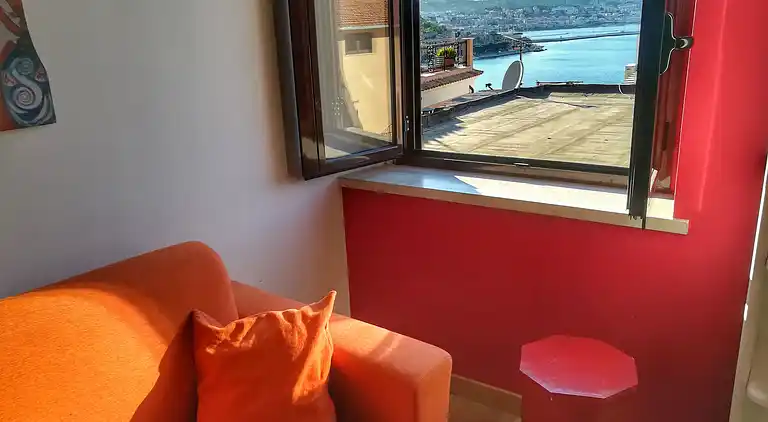 Belvedere-Haus mit Panoramaterrasse am Golf von Gaeta