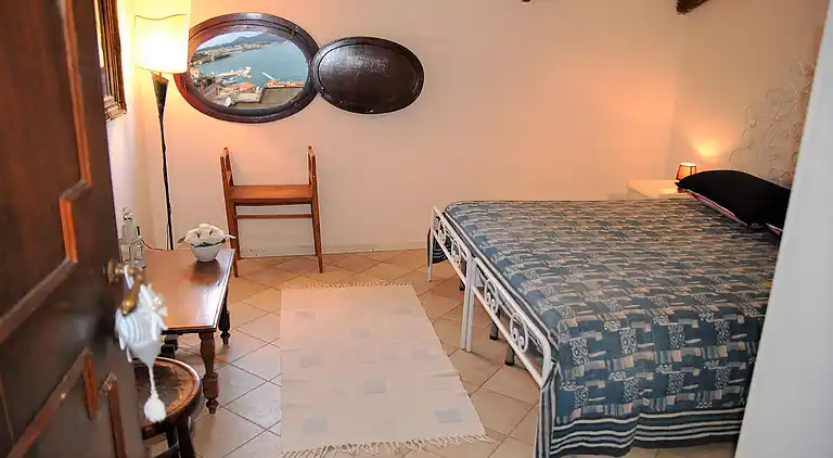 Belvedere-Haus mit Panoramaterrasse am Golf von Gaeta