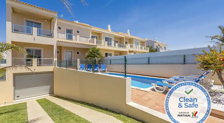 Ricardo House - Gale Beach