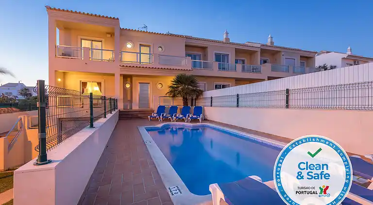 Ricardo House - Gale Beach