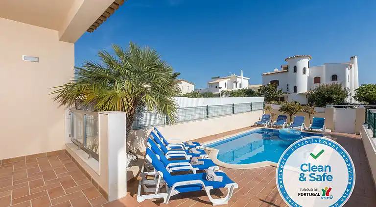 Ricardo House - Gale Beach