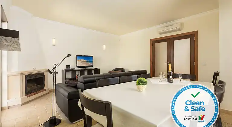 Ricardo House - Gale Beach