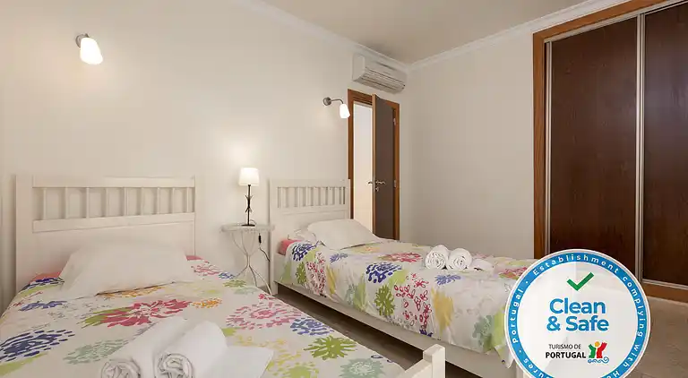 Ricardo House - Gale Beach