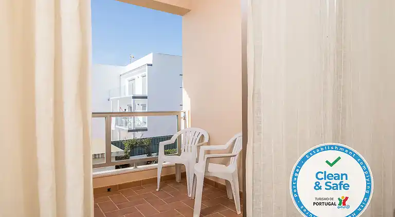 Ricardo House - Gale Beach