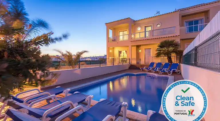 Ricardo House - Gale Beach