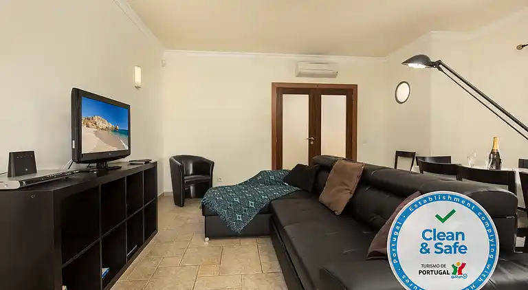 Ricardo House - Gale Beach