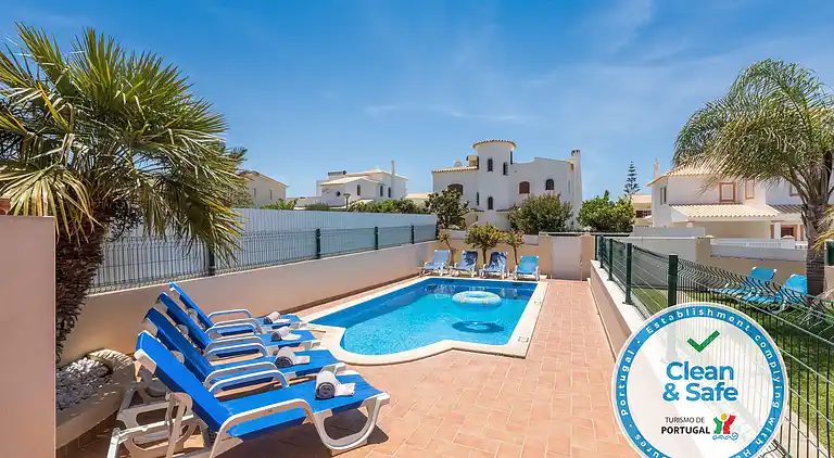 Ricardo House - Gale Beach