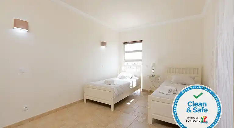 Ricardo House - Gale Beach