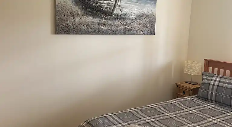 Haus am Wasser, 3 Schlafzimmer, Parkplatz, Stadtzentrum von