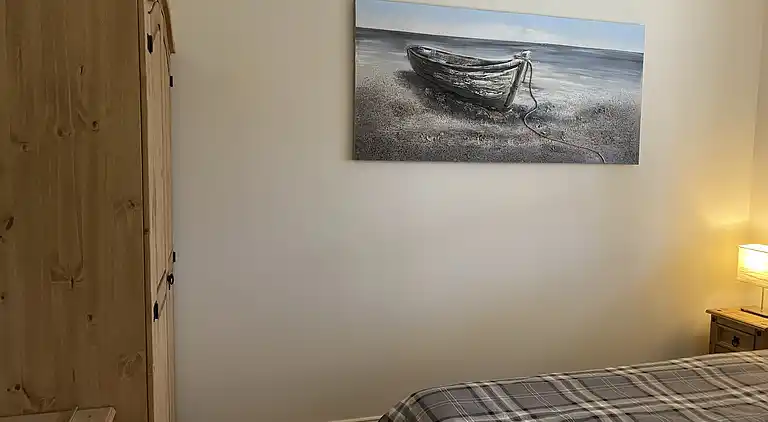 Haus am Wasser, 3 Schlafzimmer, Parkplatz, Stadtzentrum von