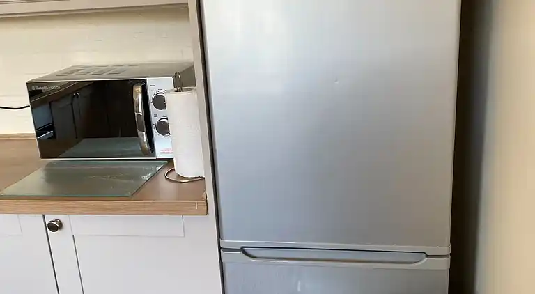 Haus am Wasser, 3 Schlafzimmer, Parkplatz, Stadtzentrum von