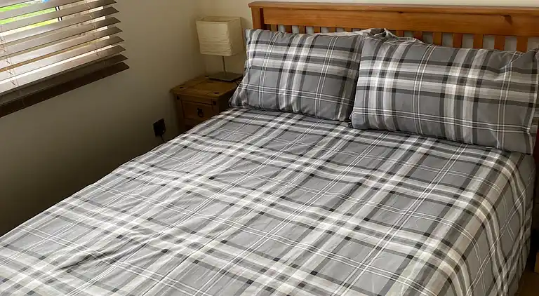 Haus am Wasser, 3 Schlafzimmer, Parkplatz, Stadtzentrum von